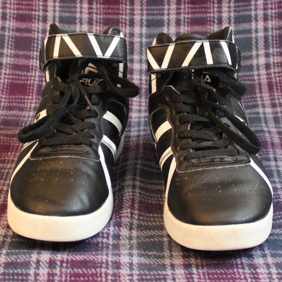 Fila Black and White Striped Hight Top Boy's Sneaker Size 6.5 - Picture 2 of 13